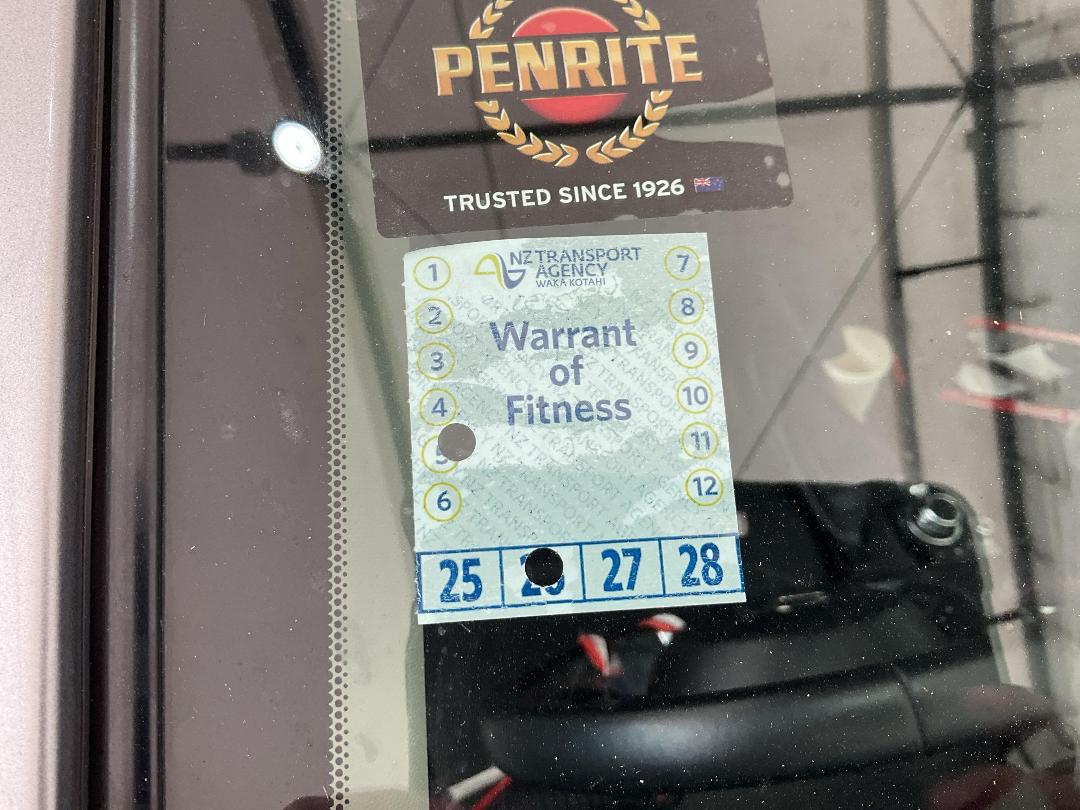 Photo '33' of Mazda Axela