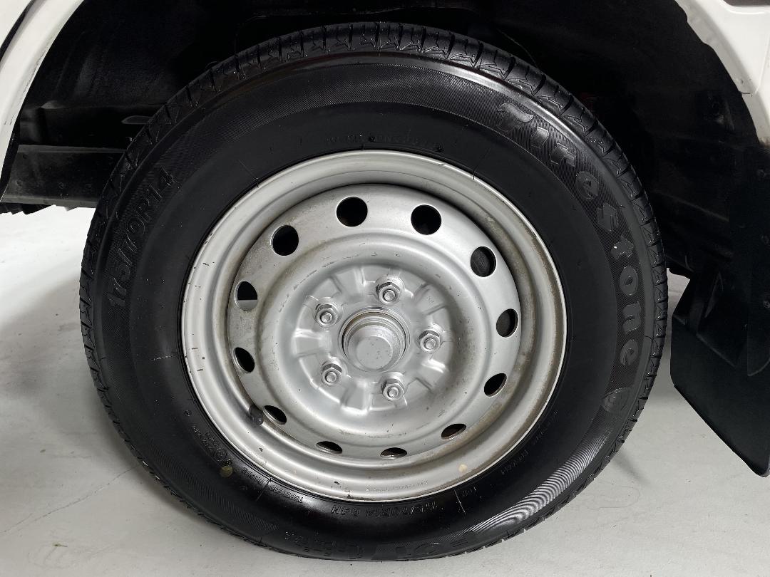 Photo '10' of Mazda Bongo Photo '10' of Mazda Bongo