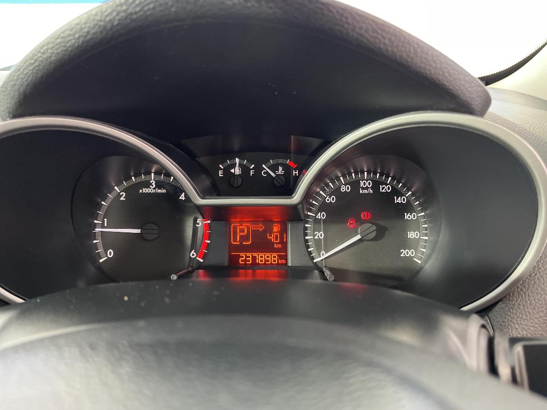 Photo '21' of Mazda Bt-50