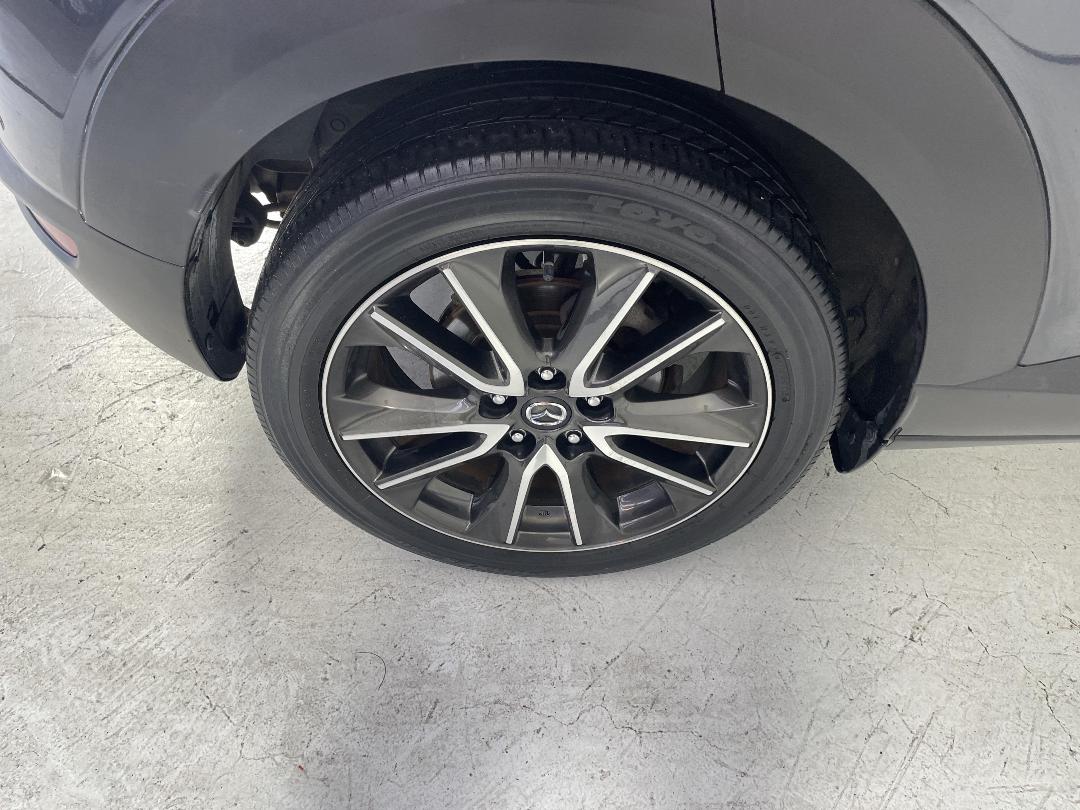 Photo '12' of Mazda CX-3