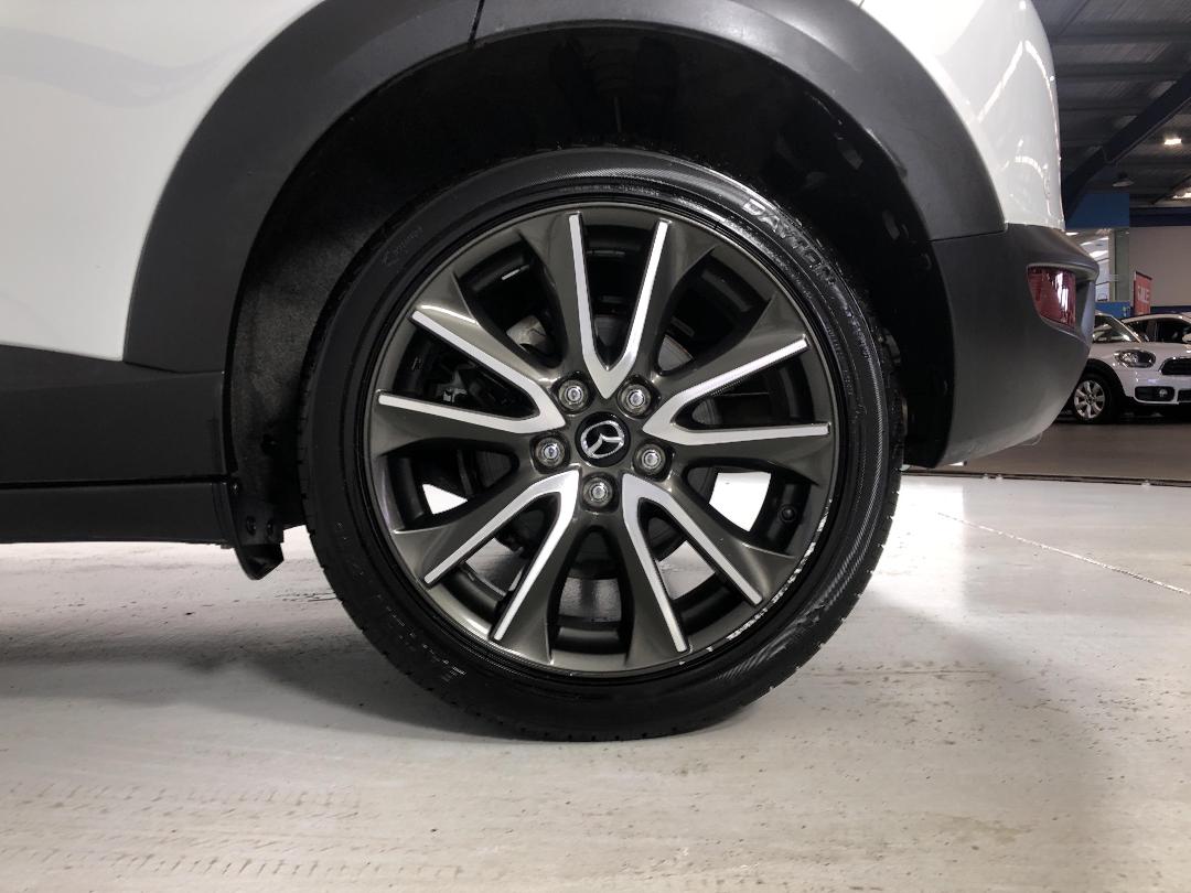 Photo '9' of Mazda CX-3 GSX