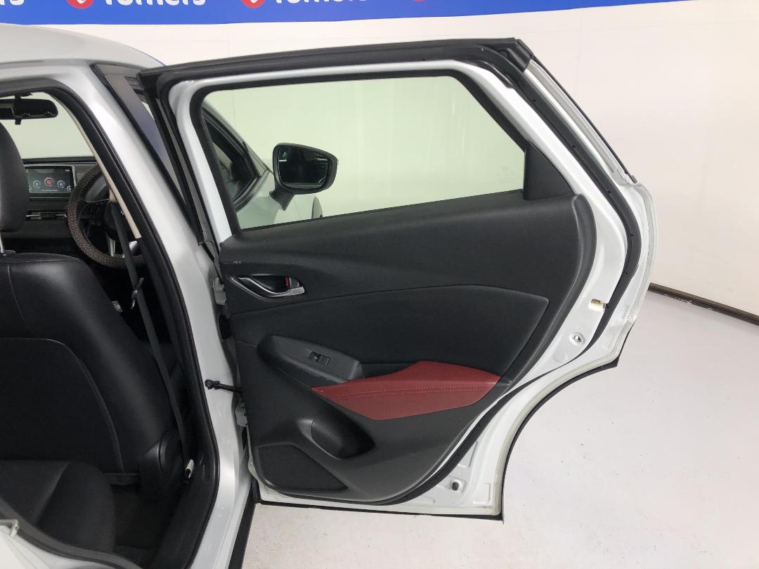 Photo '17' of Mazda CX-3 GSX