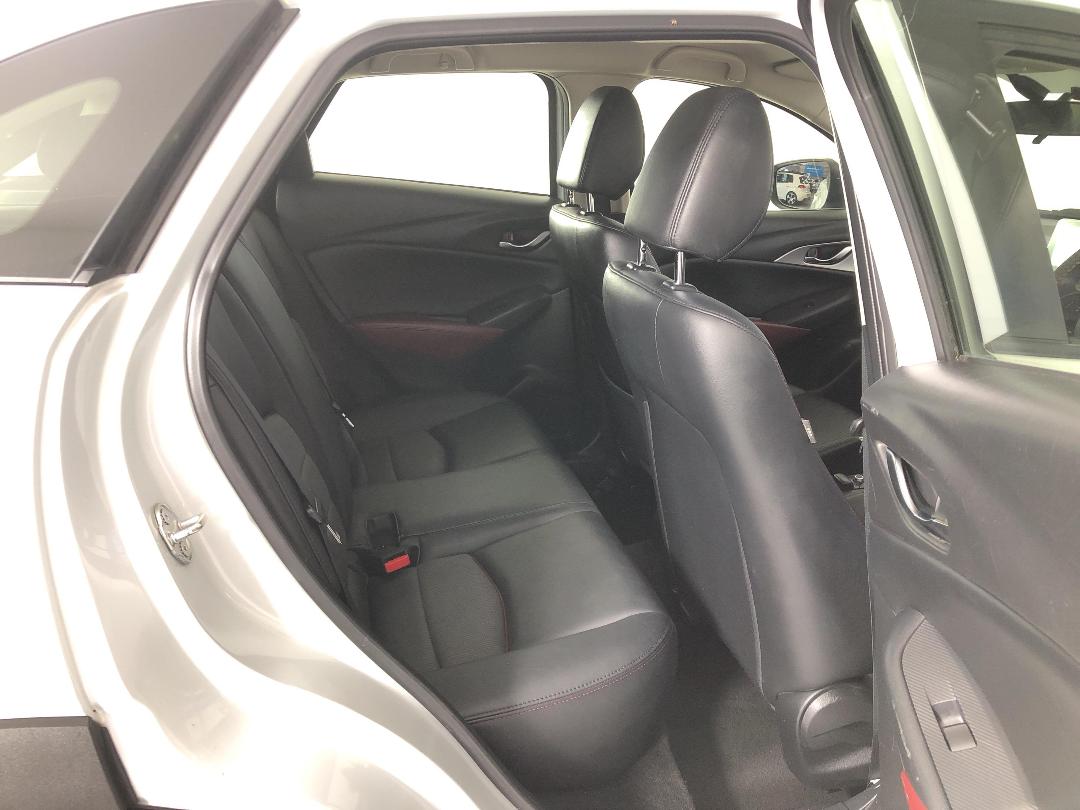 Photo '18' of Mazda CX-3 GSX