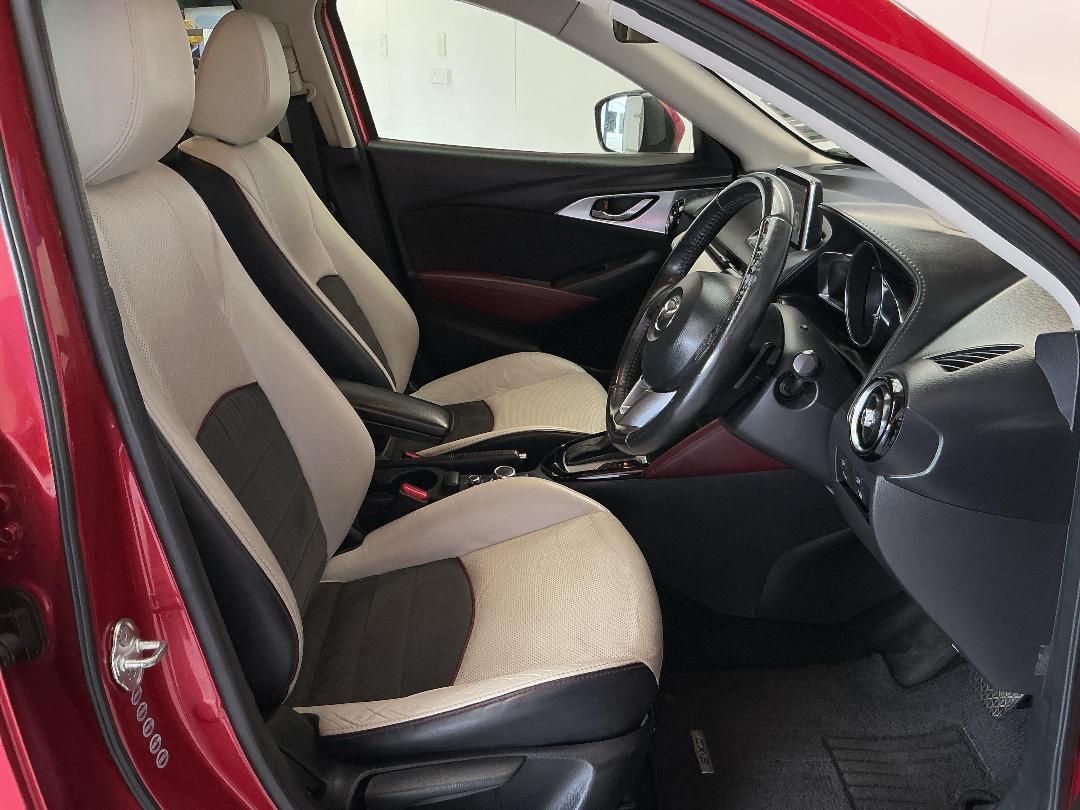 Photo '16' of Mazda CX-3