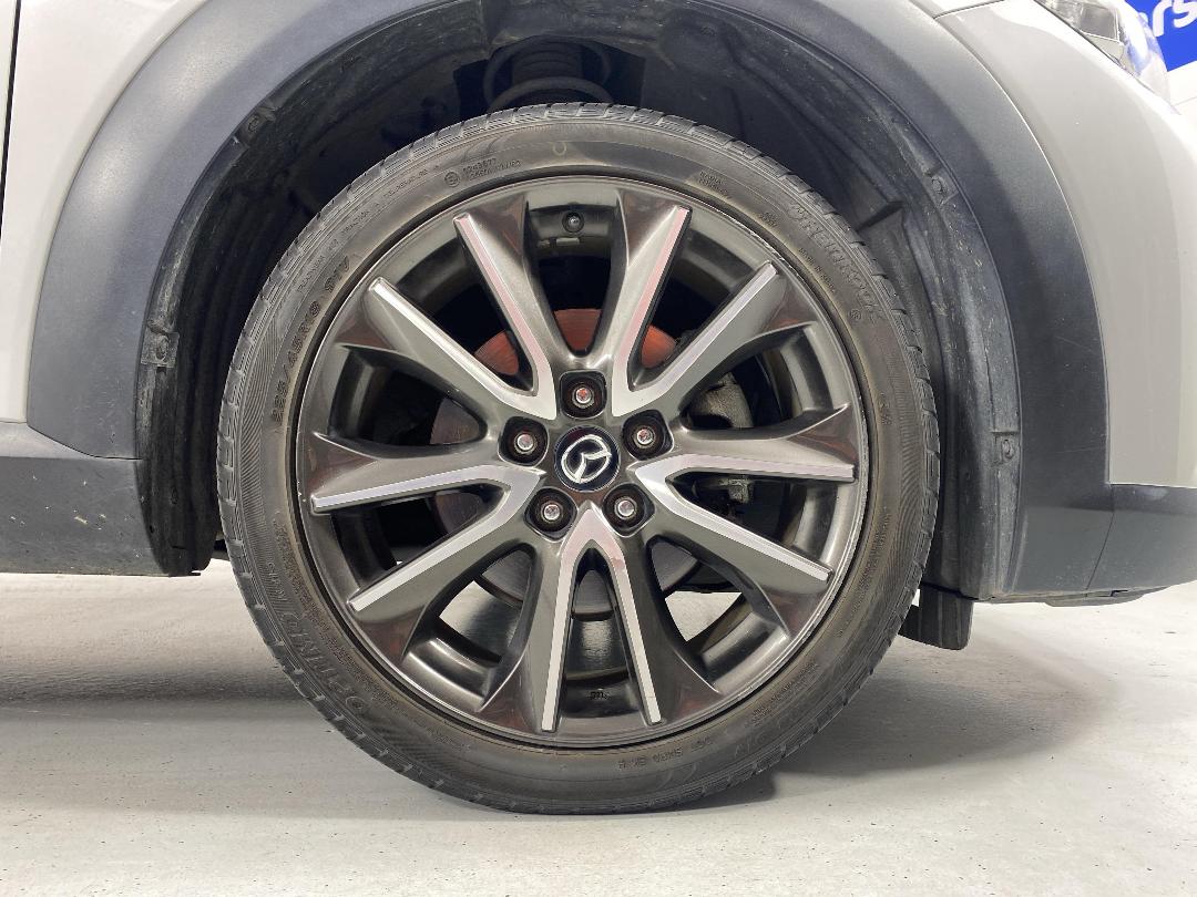 Photo '9' of Mazda CX-3