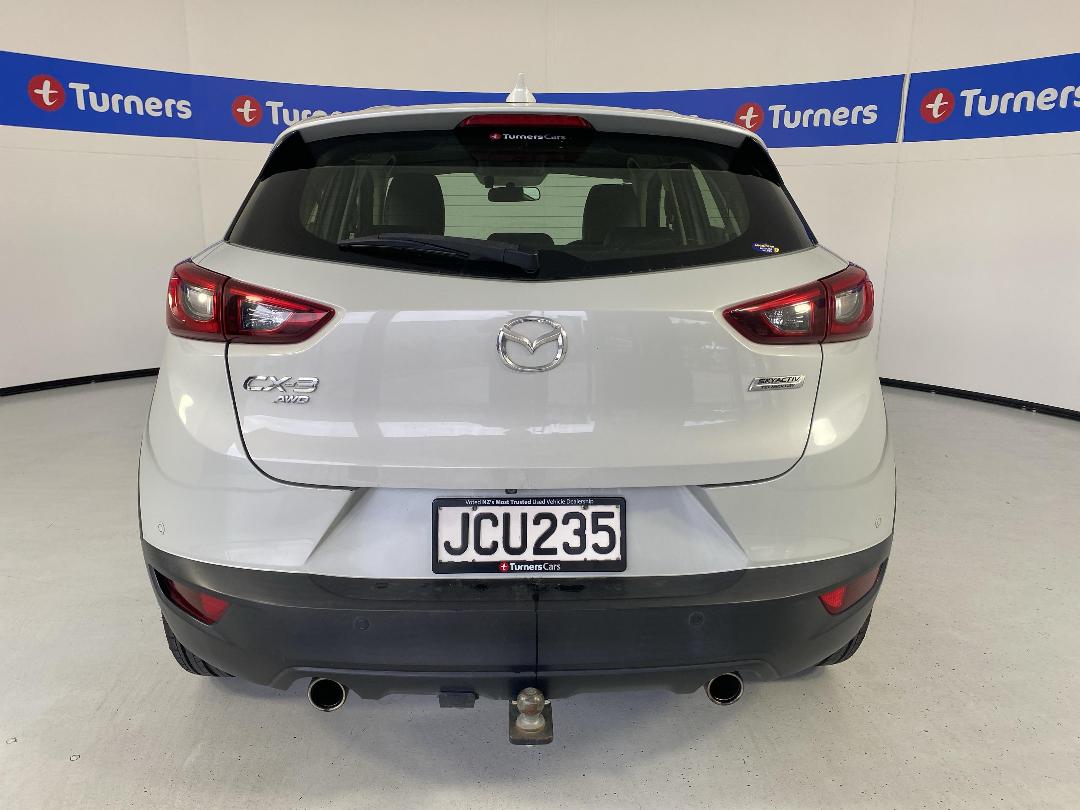 Photo '6' of Mazda CX-3