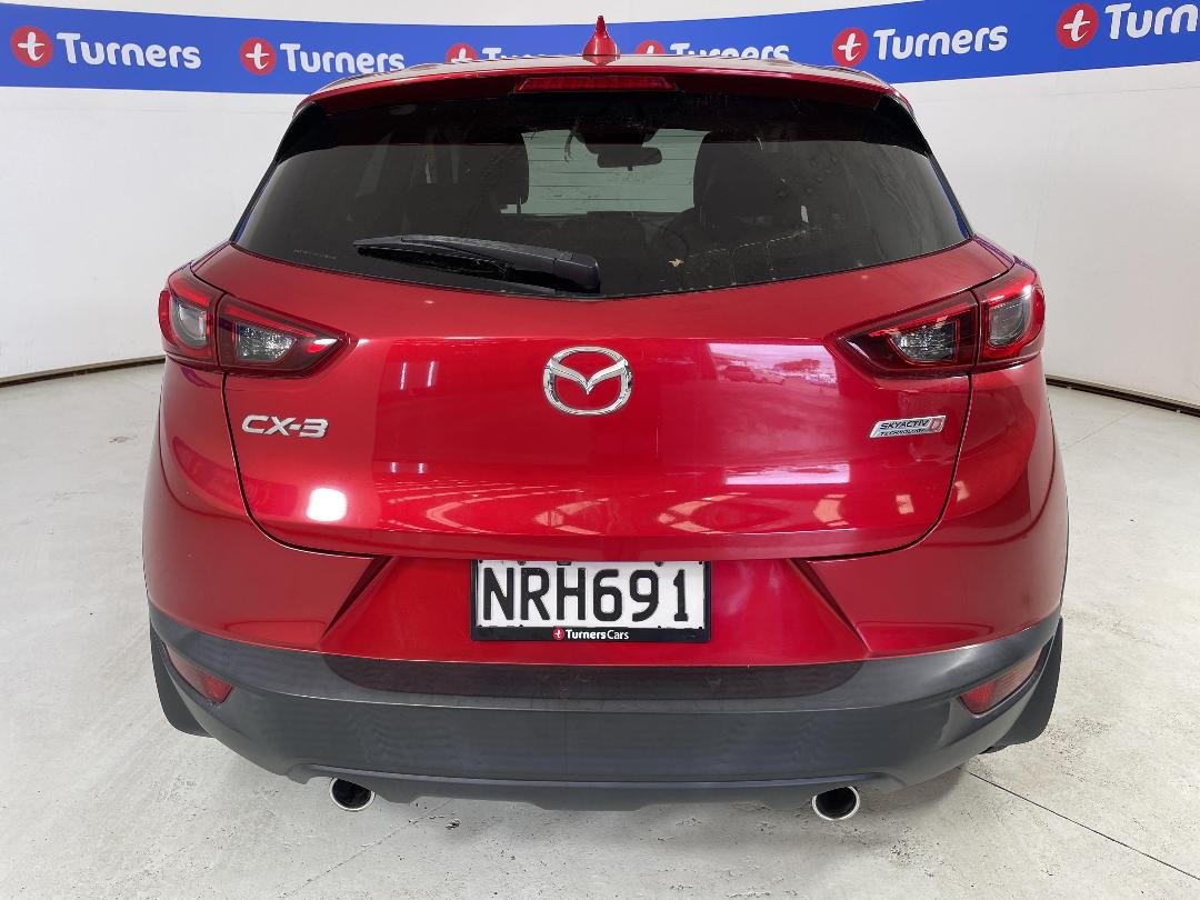 Photo '6' of Mazda CX-3