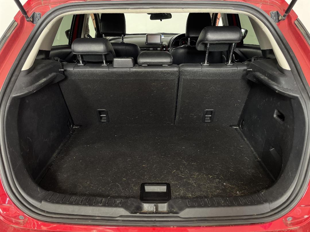 Photo '14' of Mazda CX-3