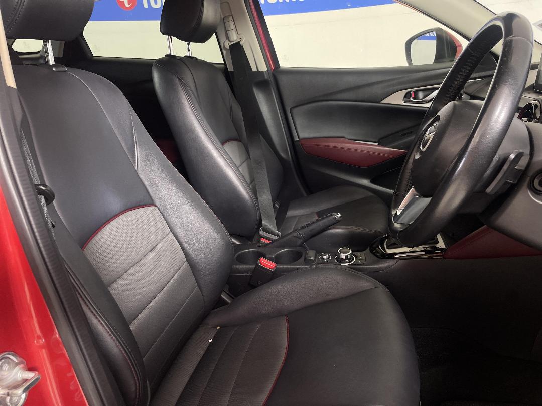 Photo '16' of Mazda CX-3