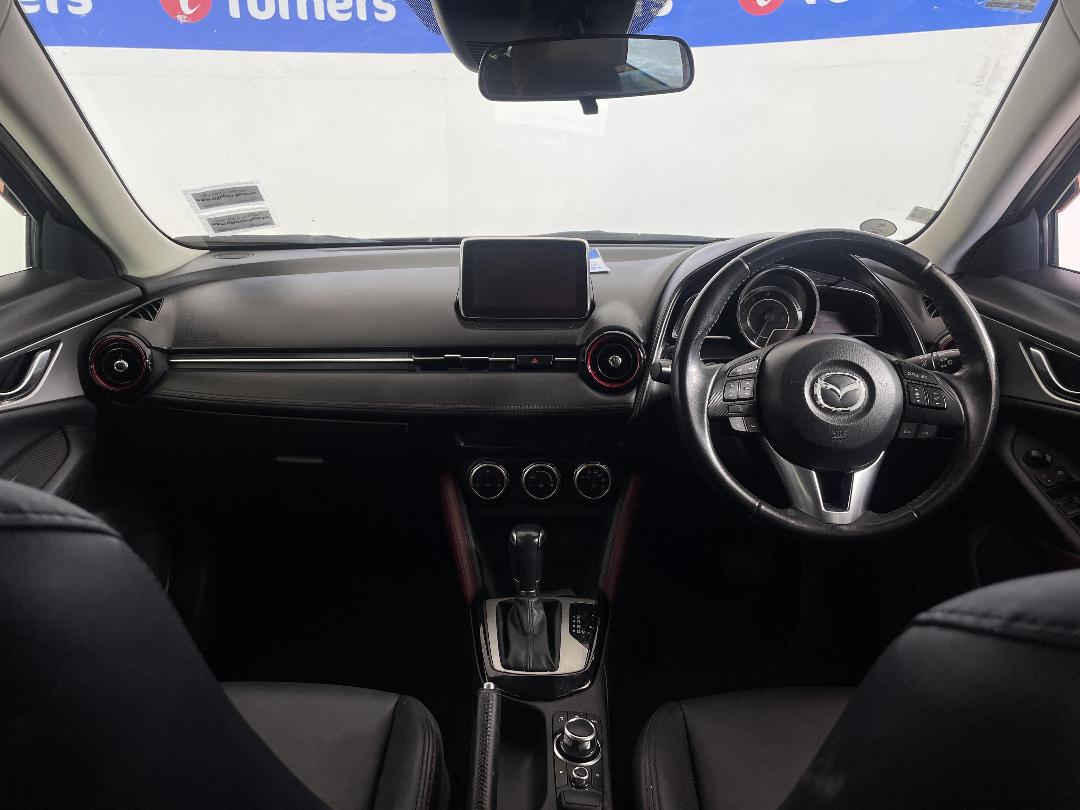 Photo '17' of Mazda CX-3