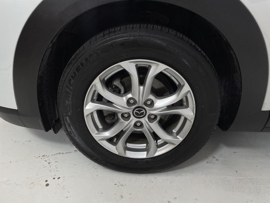 Photo '10' of Mazda CX-3