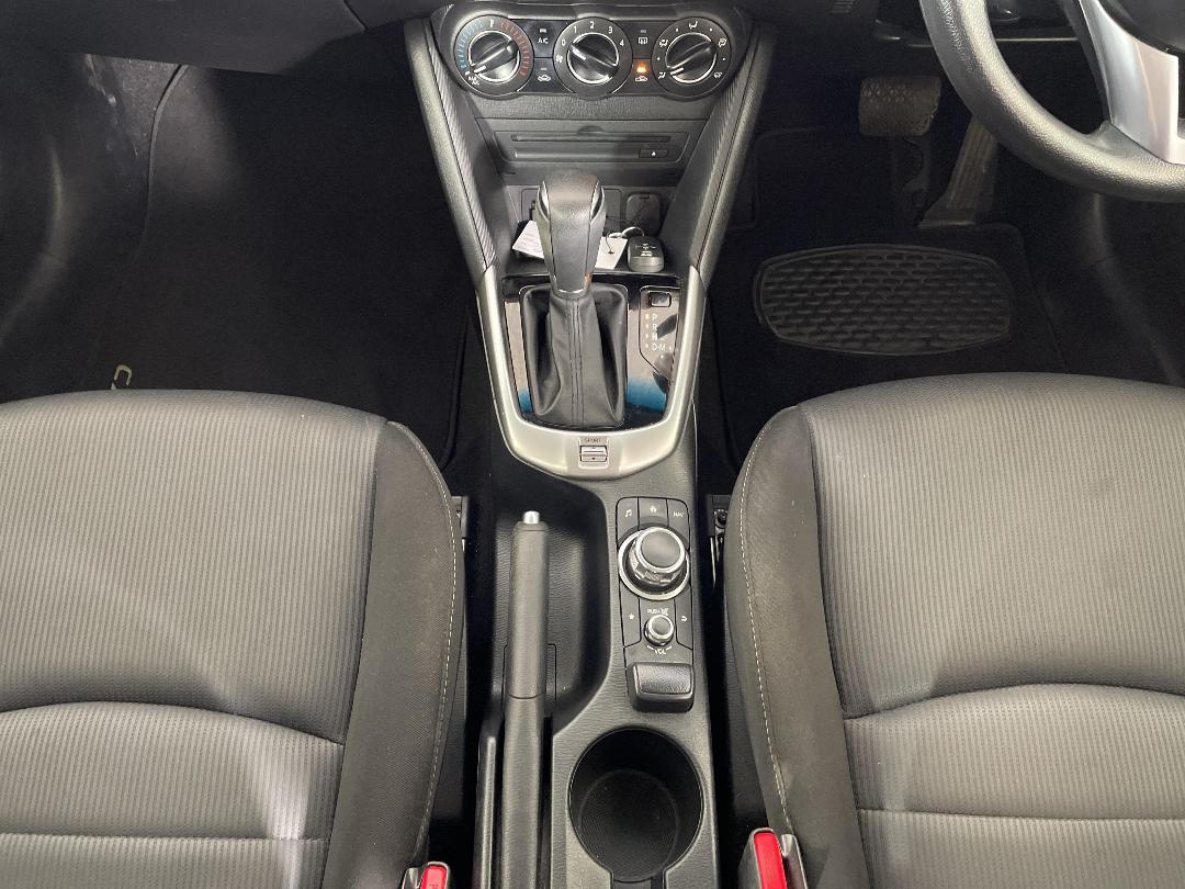 Photo '18' of Mazda CX-3