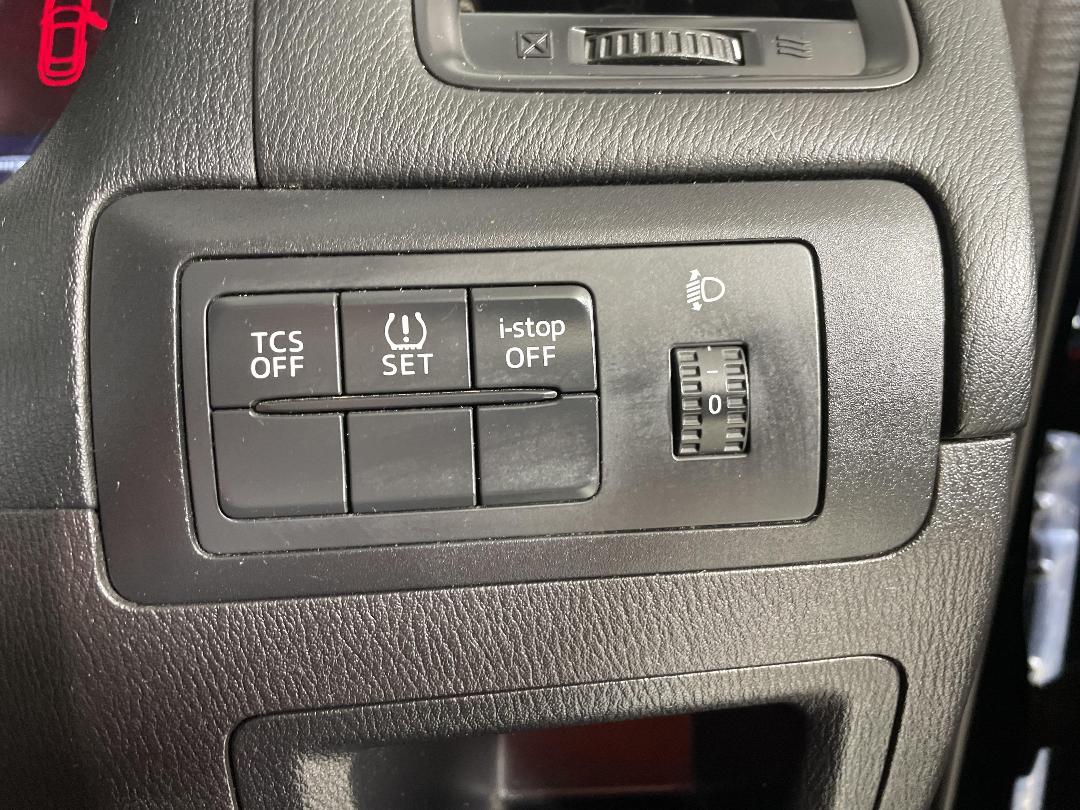 Photo '24' of Mazda CX-5 Photo '24' of Mazda CX-5