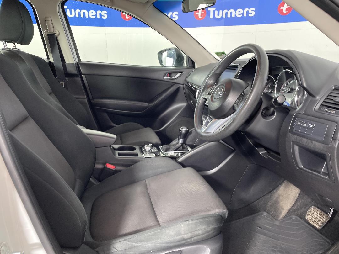 Photo '16' of Mazda CX-5