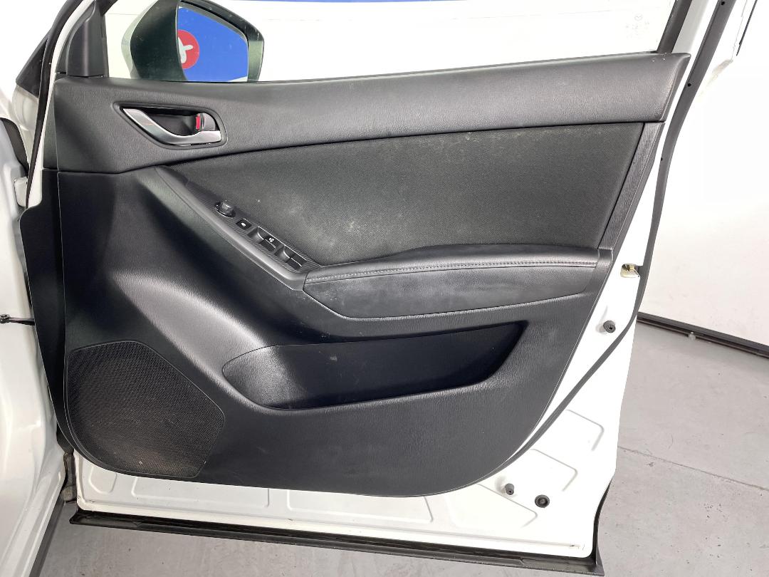 Photo '15' of Mazda CX-5