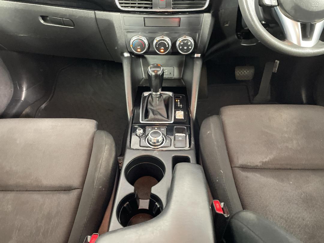 Photo '18' of Mazda CX-5