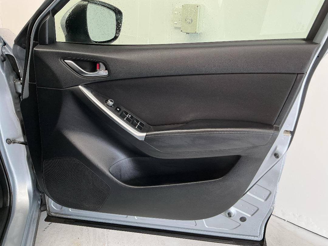 Photo '15' of Mazda CX-5