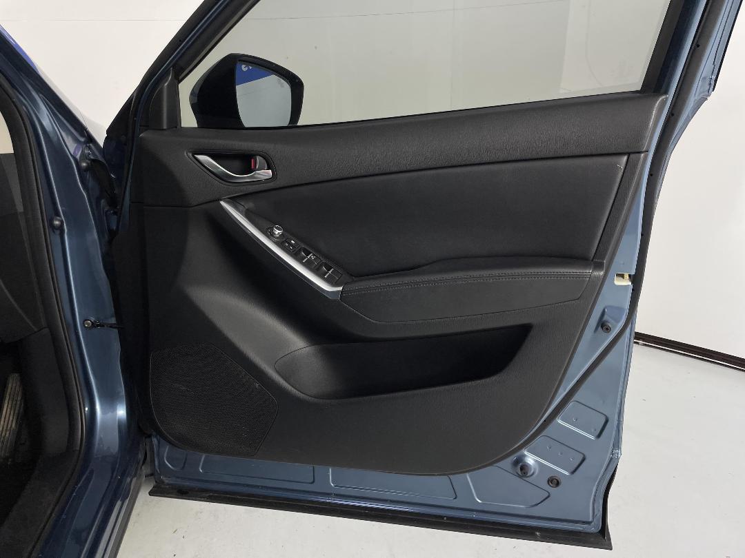 Photo '13' of Mazda CX-5