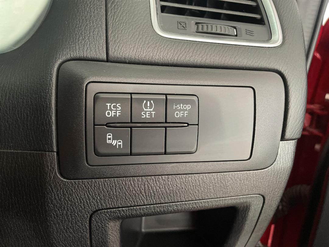 Photo '25' of Mazda CX-5 Photo '25' of Mazda CX-5