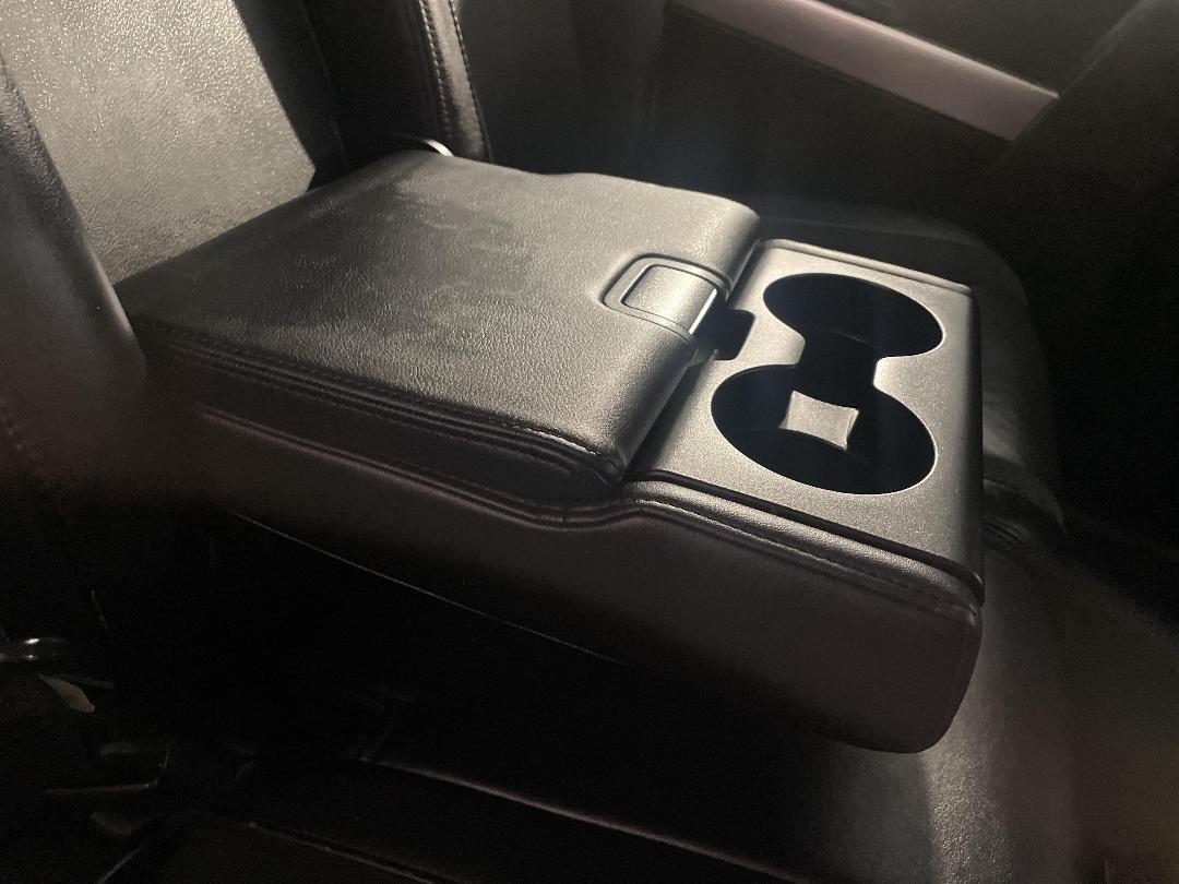 Photo '23' of Mazda CX-9 Photo '23' of Mazda CX-9