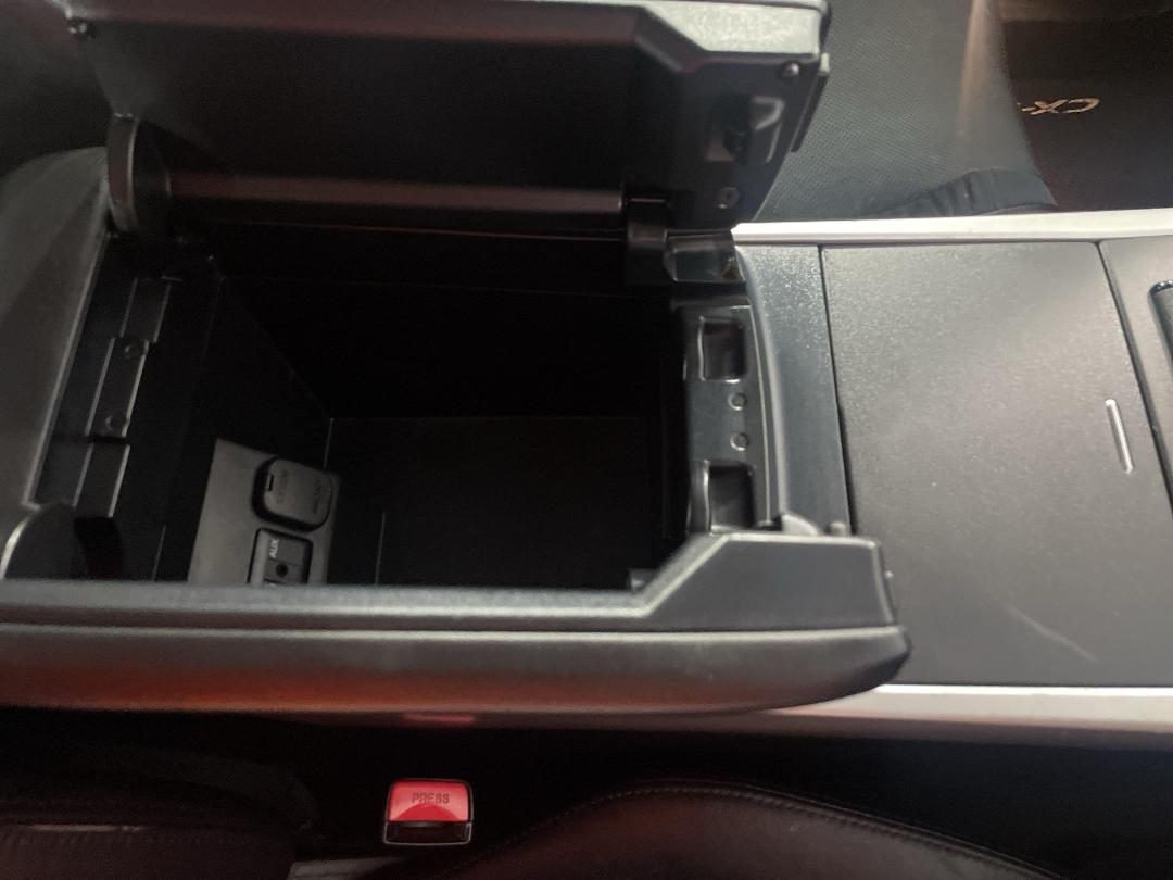 Photo '33' of Mazda CX-9 Photo '33' of Mazda CX-9