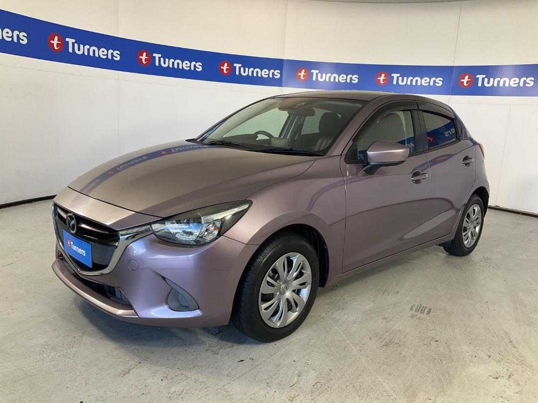 Photo '4' of Mazda Demio