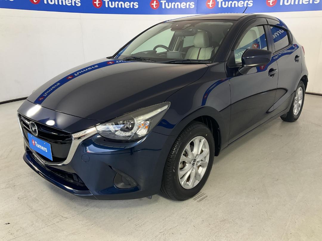 Photo '4' of Mazda Demio