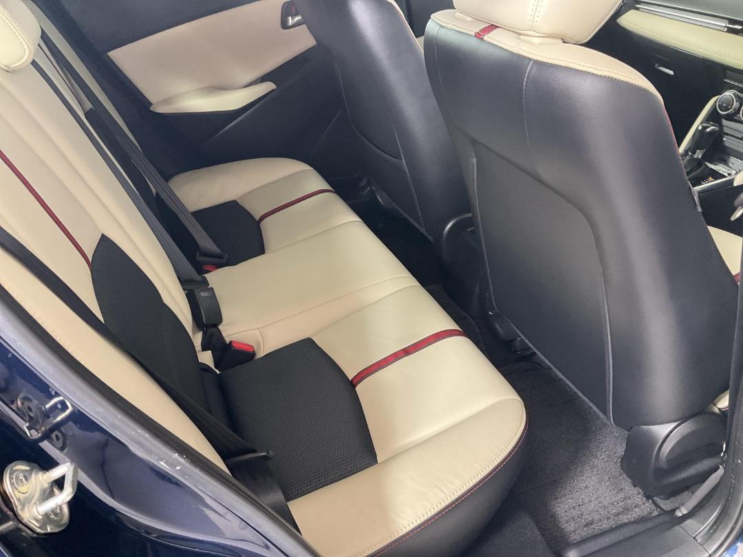 Photo '20' of Mazda Demio