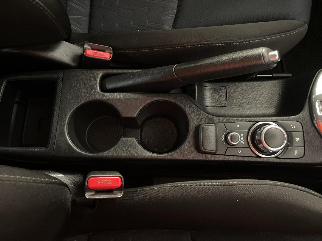 Photo '30' of Mazda Demio