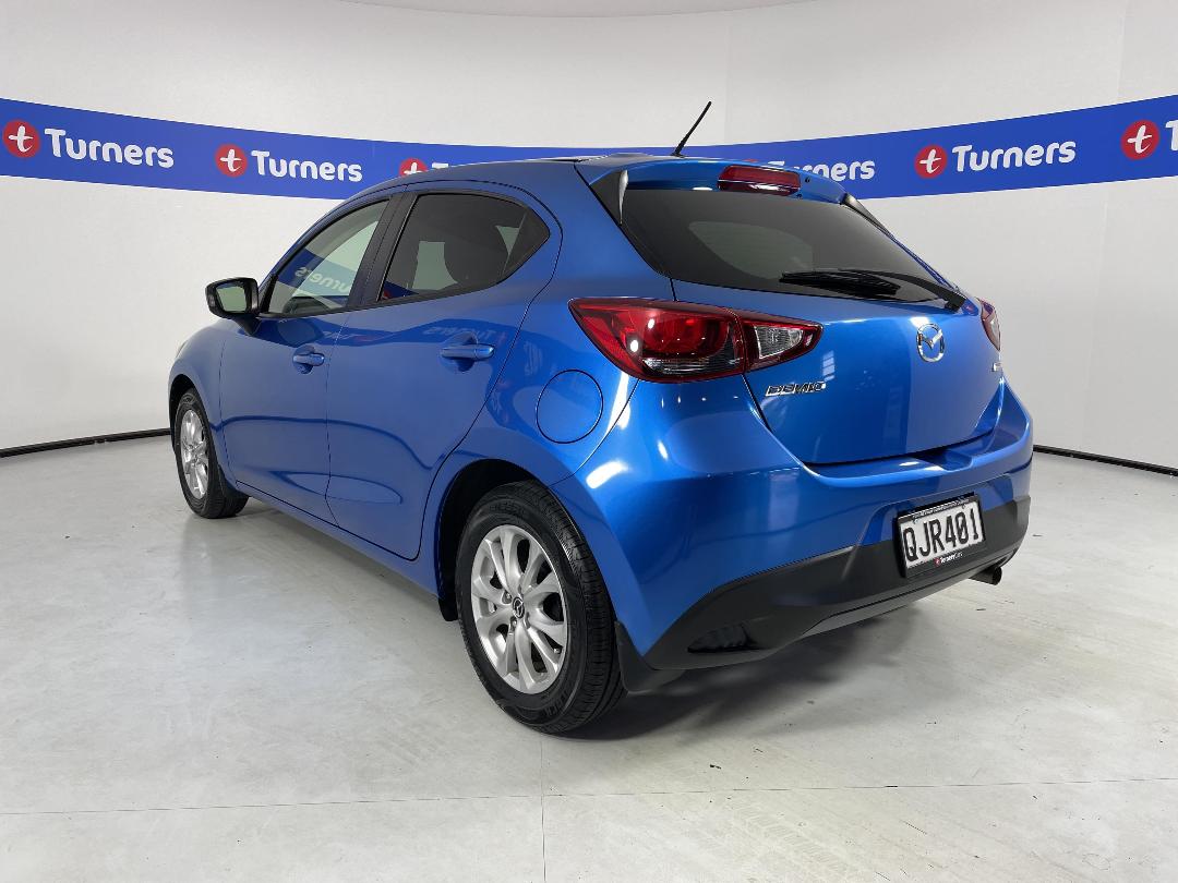 Photo '5' of Mazda Demio