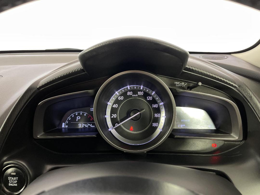 Photo '21' of Mazda Demio