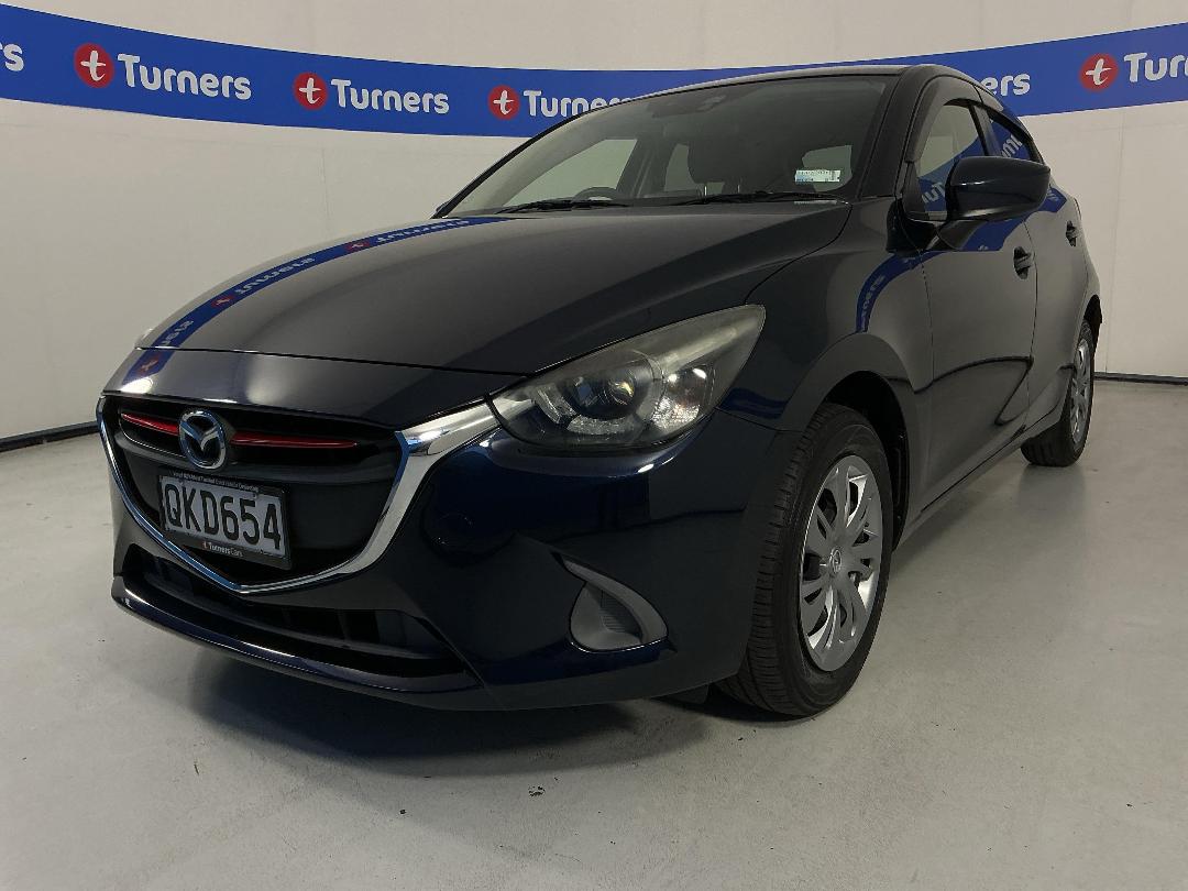 Photo '4' of Mazda Demio