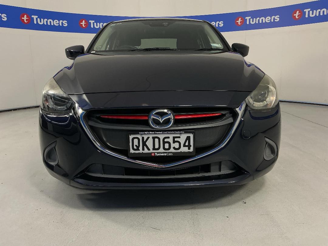 Photo '2' of Mazda Demio