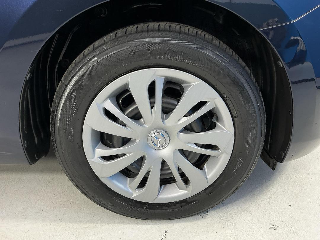 Photo '9' of Mazda Demio