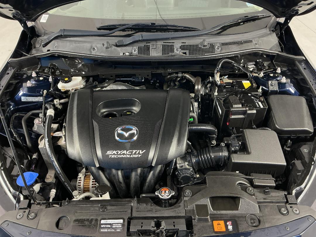 Photo '13' of Mazda Demio