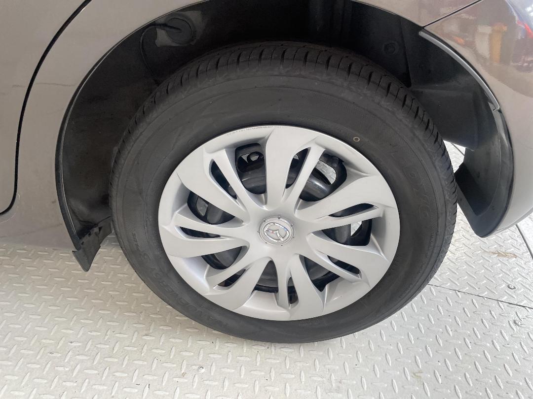 Photo '11' of Mazda Demio Photo '11' of Mazda Demio