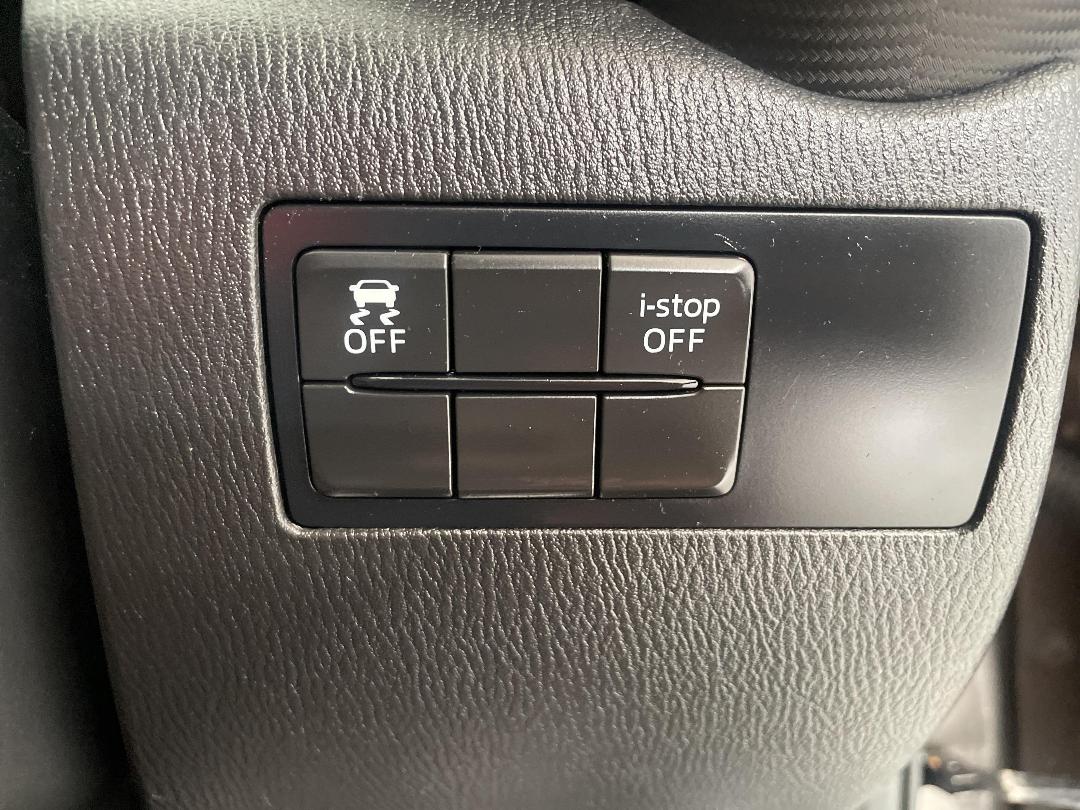 Photo '24' of Mazda Demio Photo '24' of Mazda Demio