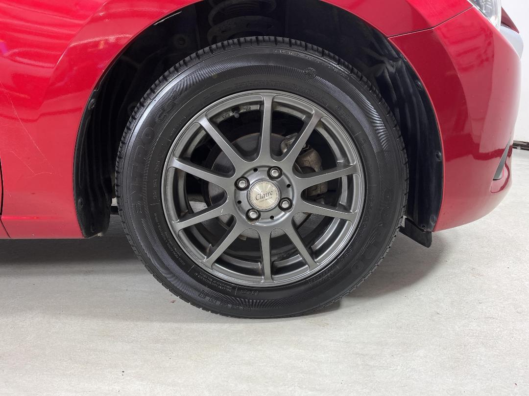 Photo '9' of Mazda Demio