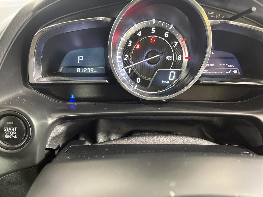 Photo '21' of Mazda Demio