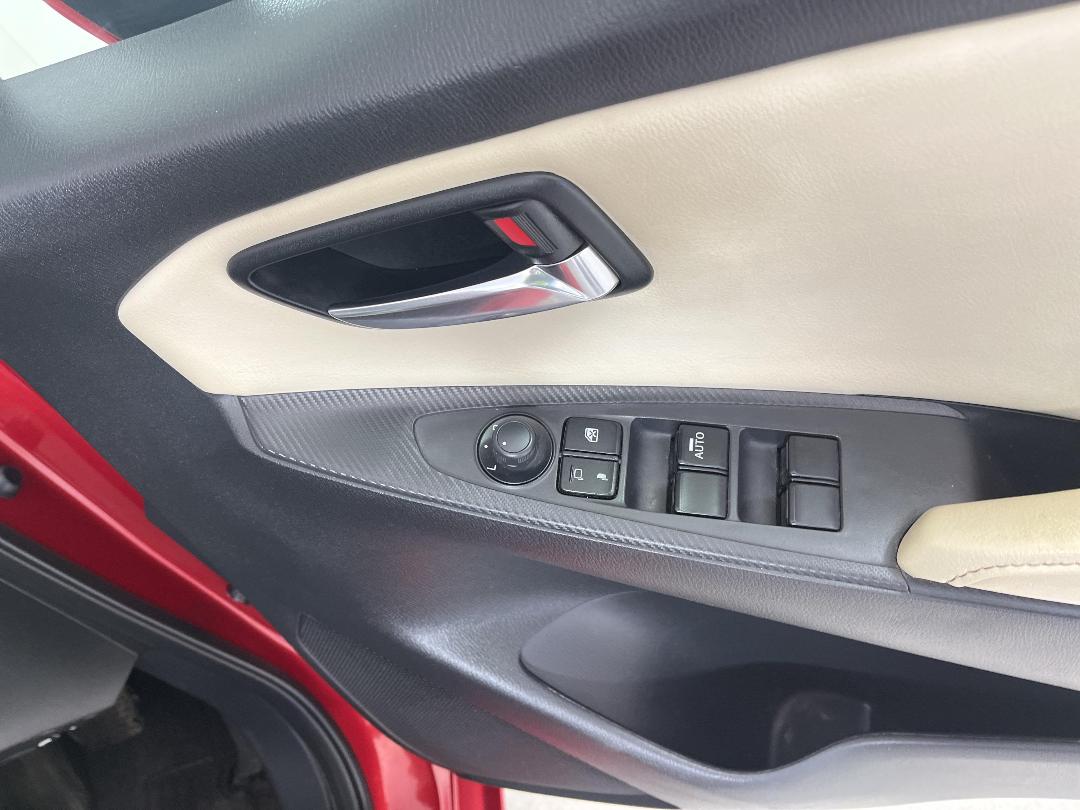 Photo '24' of Mazda Demio