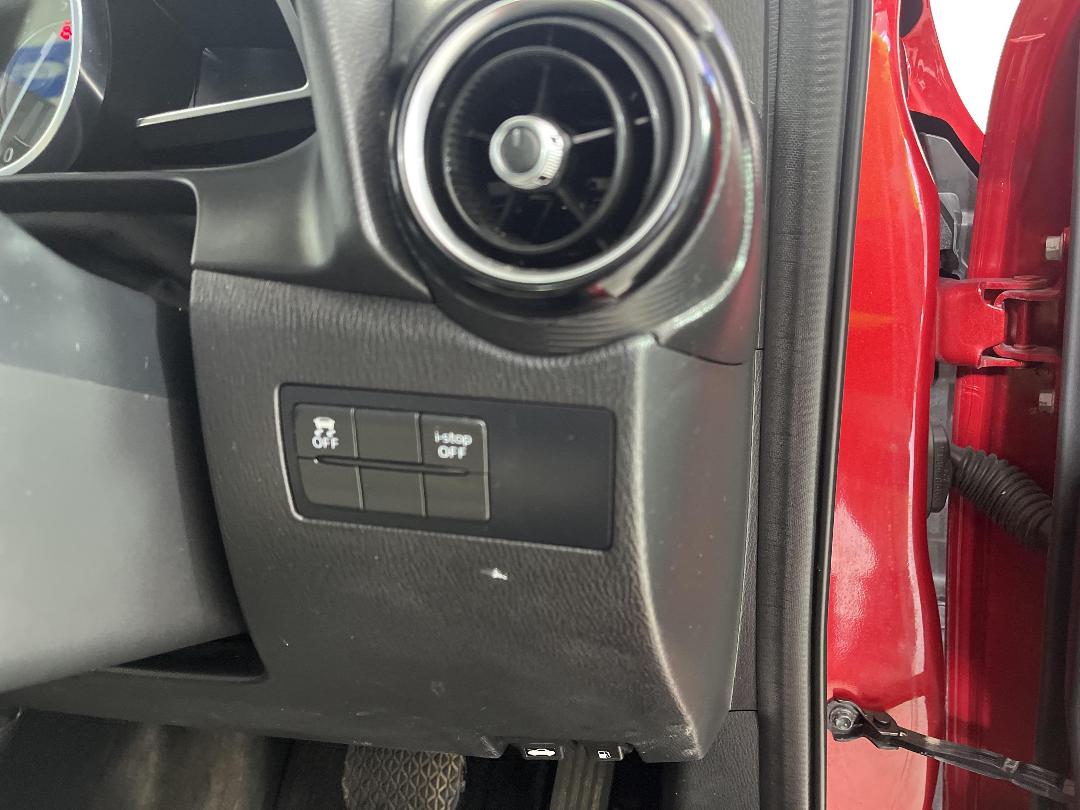 Photo '25' of Mazda Demio