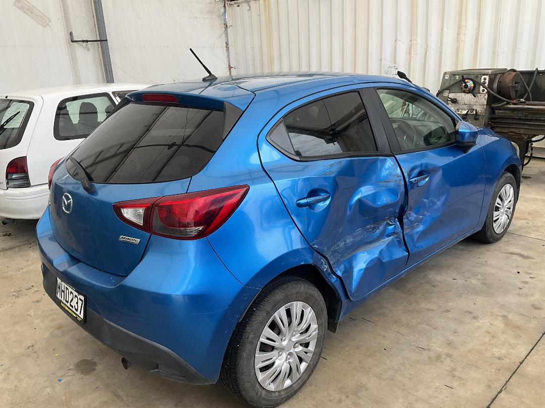 Photo '5' of Mazda Demio Skyactiv