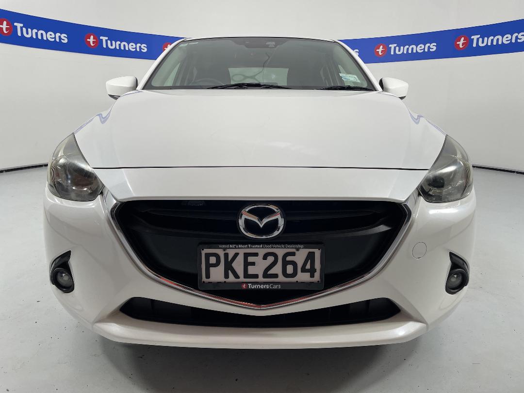 Photo '2' of Mazda Demio Photo '2' of Mazda Demio