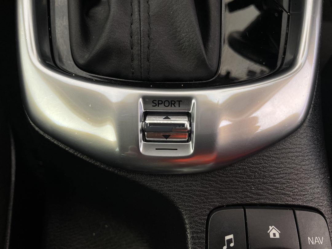 Photo '25' of Mazda Demio Photo '25' of Mazda Demio