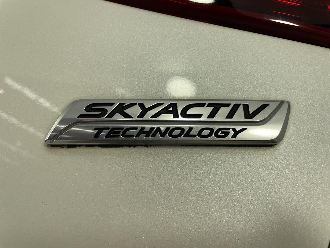 Photo '27' of Mazda Demio Photo '27' of Mazda Demio