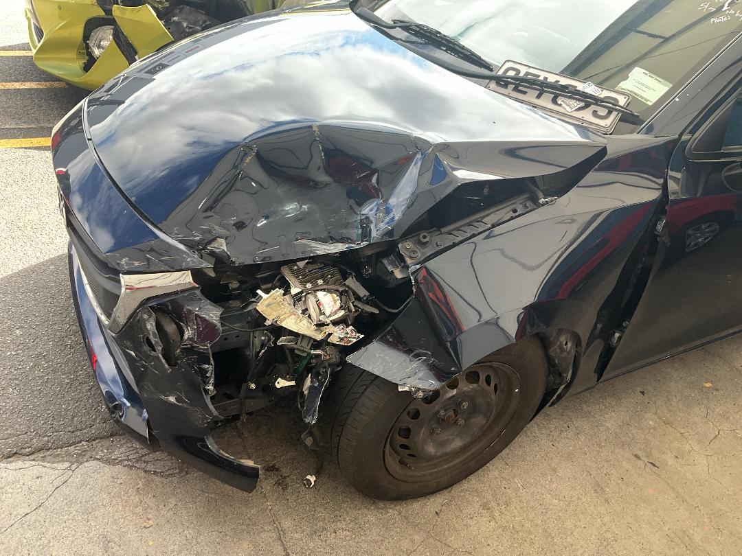 Photo '8' of Mazda Demio