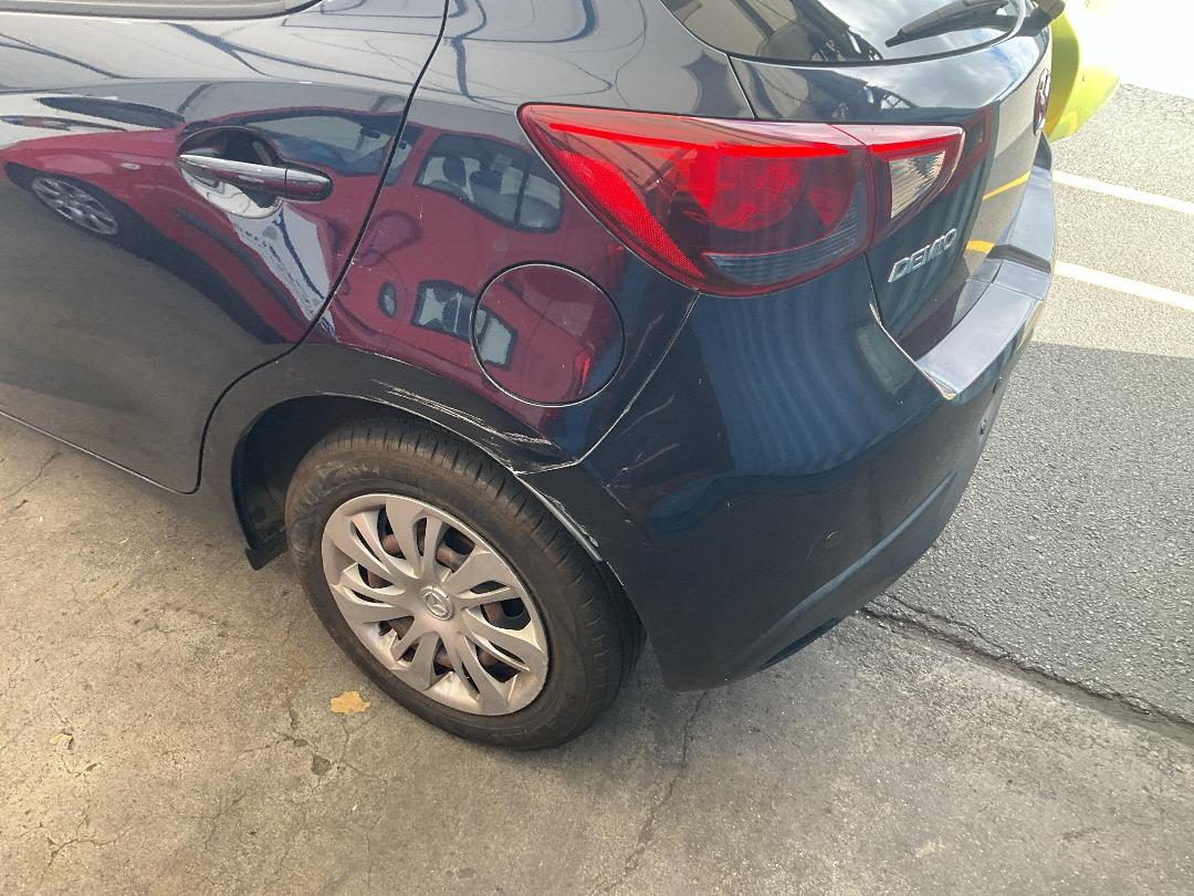 Photo '13' of Mazda Demio