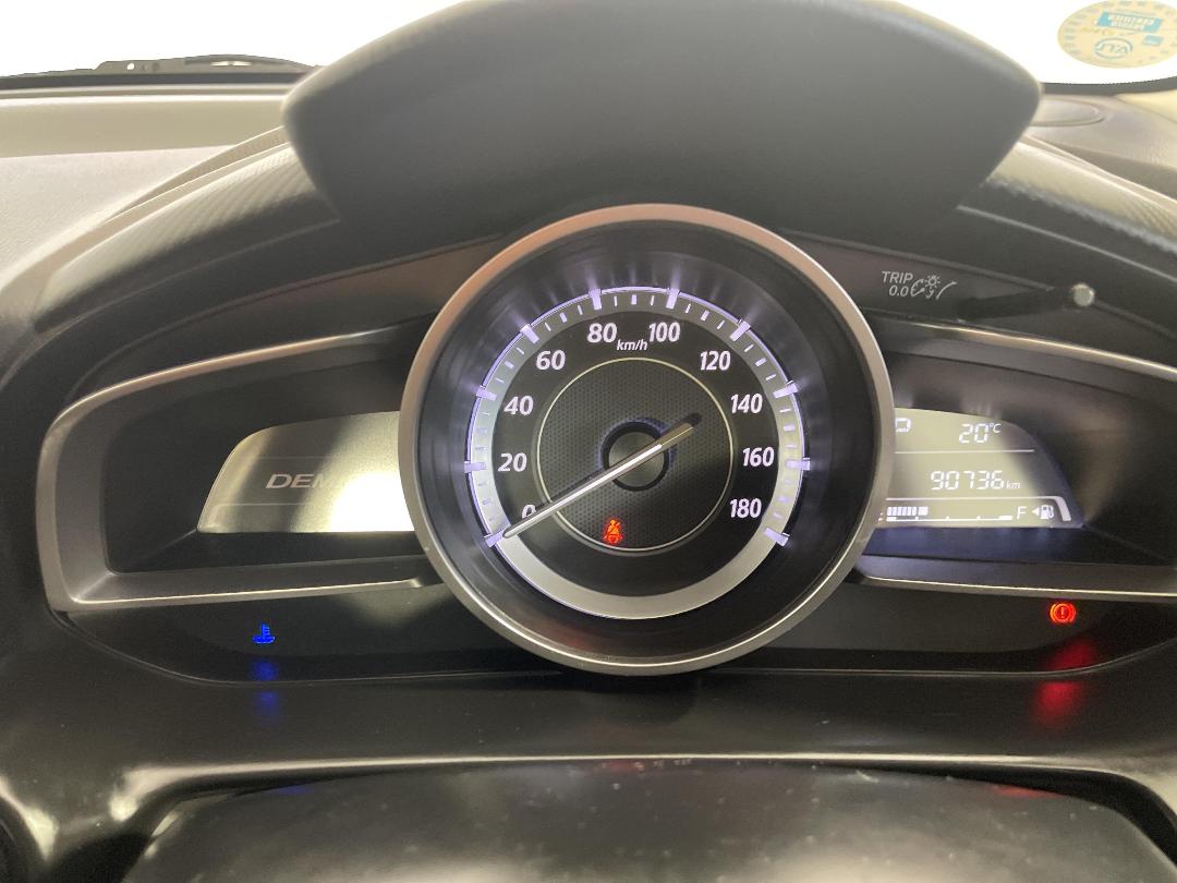 Photo '21' of Mazda Demio Photo '21' of Mazda Demio