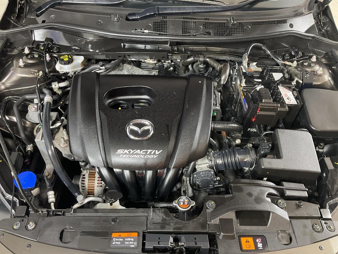 Photo '13' of Mazda Mazda2