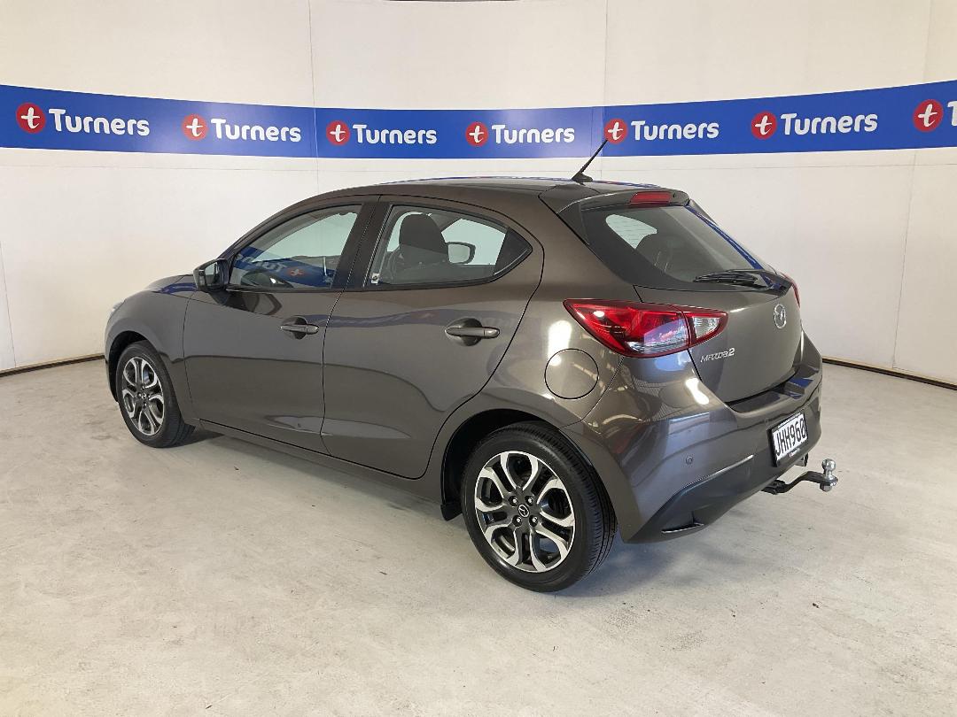 Photo '5' of Mazda Mazda2